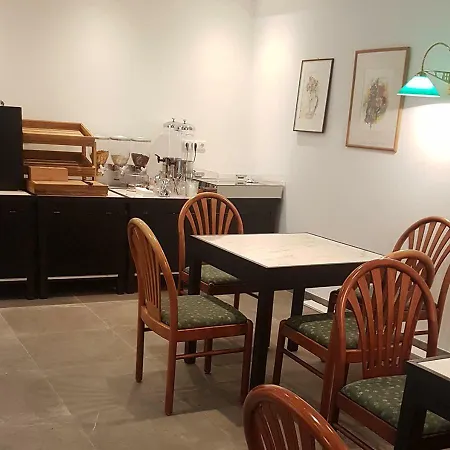 酒店 Comfort Bruckner 2*