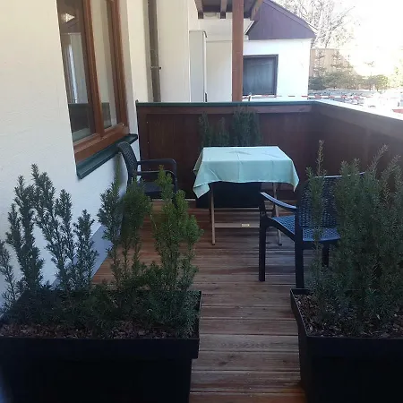 Comfort Bruckner 巴德加斯坦