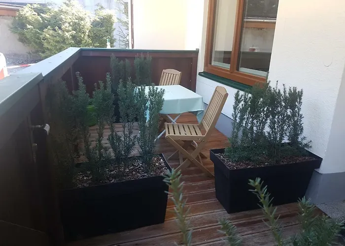 Comfort Rooms Bruckner 2*